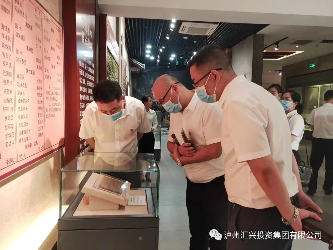 f27ef935bc78475b7ee8311f929f38ef 4.jpg